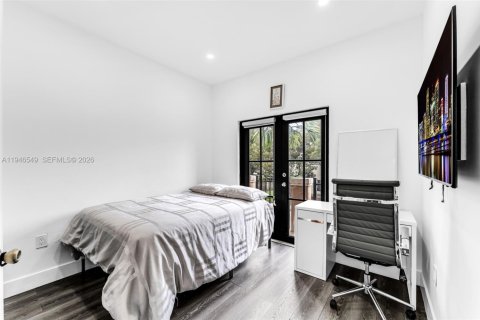 Townhouse in Homestead, Florida 4 bedrooms, 168.62 sq.m. № 2004122 - photo 24