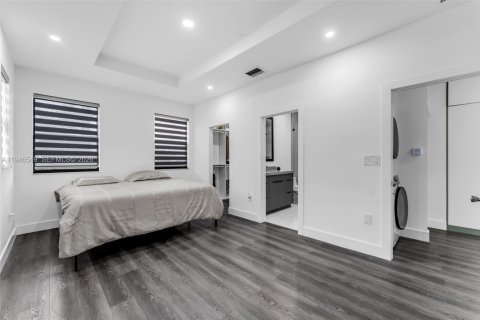 Townhouse in Homestead, Florida 4 bedrooms, 168.62 sq.m. № 2004122 - photo 13