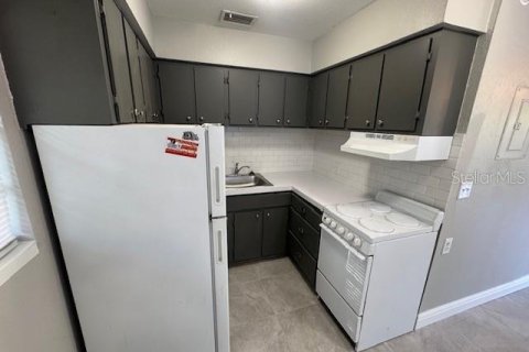 Apartamento en alquiler en Dade City, Florida, 1 dormitorio, 155.33 m2 № 1906100 - foto 6