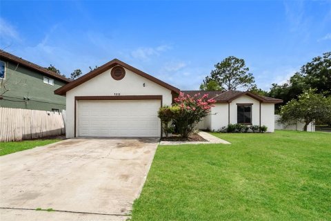 Villa ou maison à vendre à Orlando, Floride: 3 chambres, 117.89 m2 № 2414897 - photo 2