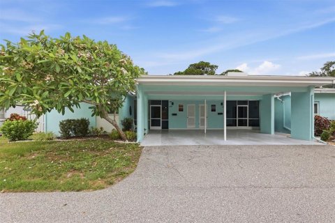 House in Sarasota, Florida 2 bedrooms, 143.53 sq.m. № 2095210