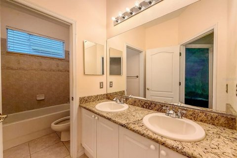 House in Windermere, Florida 4 bedrooms, 213.68 sq.m. № 2239201 - photo 30