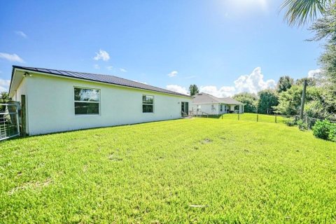Casa en alquiler en Punta Gorda, Florida, 4 dormitorios, 170.38 m2 № 1916532 - foto 19