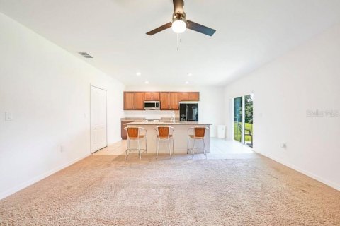 Casa en alquiler en Punta Gorda, Florida, 4 dormitorios, 170.38 m2 № 1916532 - foto 5