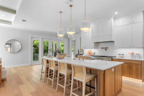 Casa en venta en Tampa, Florida, 5 dormitorios, 515.98 m2 № 2157637 - foto 7