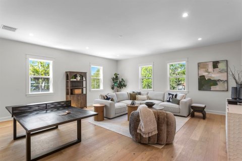 Casa en venta en Tampa, Florida, 5 dormitorios, 515.98 m2 № 2157637 - foto 24