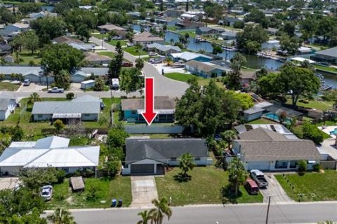 House in Apollo Beach, Florida 3 bedrooms, 134.89 sq.m. № 1781265 - photo 29