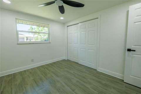 House in Apollo Beach, Florida 3 bedrooms, 134.89 sq.m. № 1781265 - photo 15