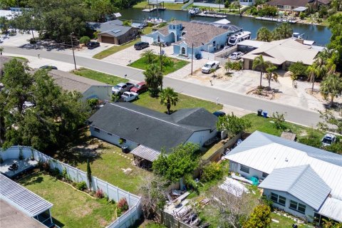 House in Apollo Beach, Florida 3 bedrooms, 134.89 sq.m. № 1781265 - photo 23