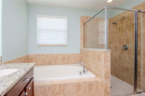 House in Ruskin, Florida 4 bedrooms, 196.67 sq.m. № 1363447 - photo 29