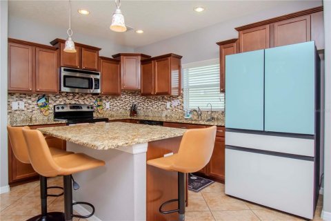 House in Ruskin, Florida 4 bedrooms, 196.67 sq.m. № 1363447 - photo 21
