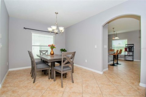 House in Ruskin, Florida 4 bedrooms, 196.67 sq.m. № 1363447 - photo 10