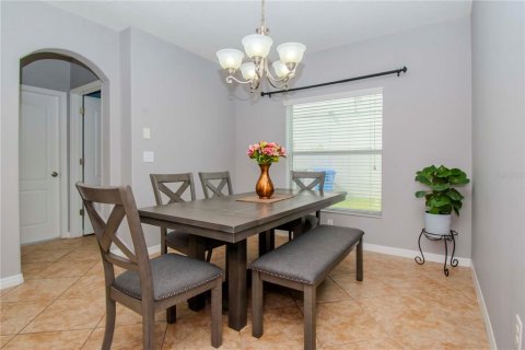 House in Ruskin, Florida 4 bedrooms, 196.67 sq.m. № 1363447 - photo 11