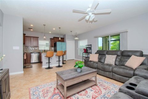 House in Ruskin, Florida 4 bedrooms, 196.67 sq.m. № 1363447 - photo 15