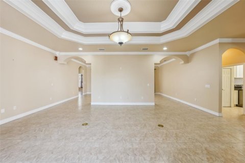 Casa en venta en Kenneth City, Florida, 3 dormitorios, 236.9 m2 № 1528384 - foto 13