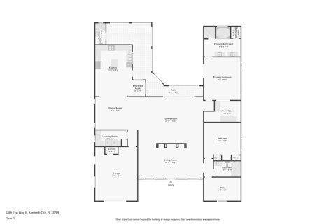 Casa en venta en Kenneth City, Florida, 3 dormitorios, 236.9 m2 № 1528384 - foto 1