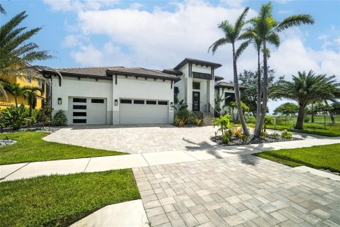 Casa en venta en Port Charlotte, Florida, 4 dormitorios, 269.23 m2 № 1855464 - foto 7