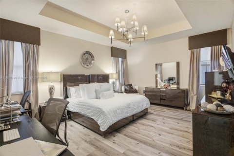 Купить виллу или дом в Дорал, Флорида 4 спальни, 246.19м2, № 2088622 - фото 22