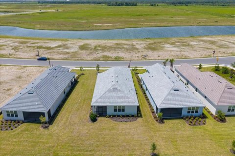 Villa ou maison à vendre à Palmetto, Floride: 2 chambres, 166.11 m2 № 2350428 - photo 3