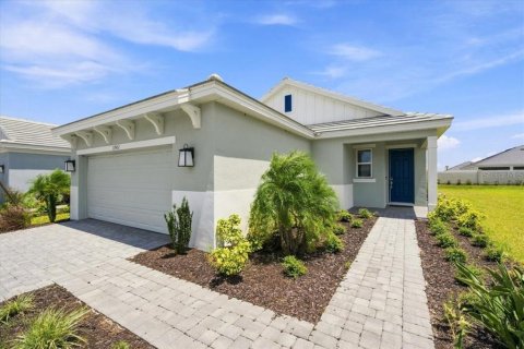 House in Palmetto, Florida 2 bedrooms, 166.11 sq.m. № 2350428