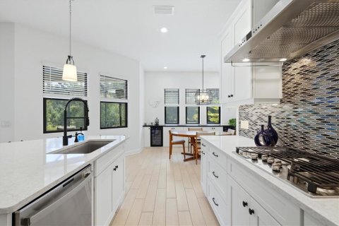 Casa en venta en Bradenton, Florida, 4 dormitorios, 267.09 m2 № 2353458 - foto 24