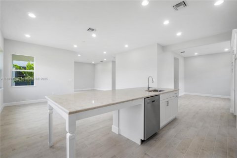 Casa en venta en Westlake, Florida, 4 dormitorios № 1945601 - foto 24