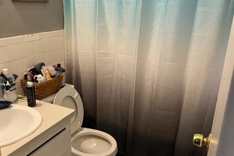 Casa en venta en Saint Petersburg, Florida, 2 dormitorios, 100.71 m2 № 222307 - foto 12