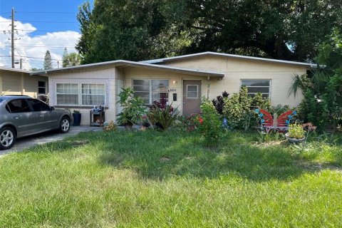 Casa en venta en Saint Petersburg, Florida, 2 dormitorios, 100.71 m2 № 222307 - foto 1