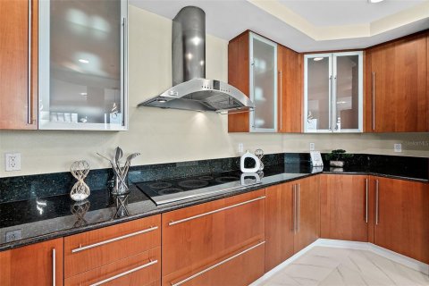 Condo in Daytona Beach, Florida, 3 bedrooms  № 1914940 - photo 29