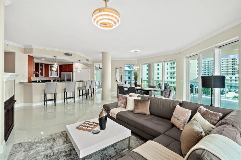 Condo in Daytona Beach, Florida, 3 bedrooms  № 1914940 - photo 12