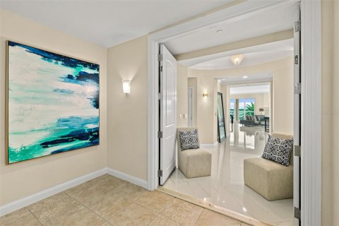Condo in Daytona Beach, Florida, 3 bedrooms  № 1914940 - photo 2