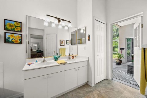 House in Sarasota, Florida 3 bedrooms, 168.43 sq.m. № 1857864 - photo 23