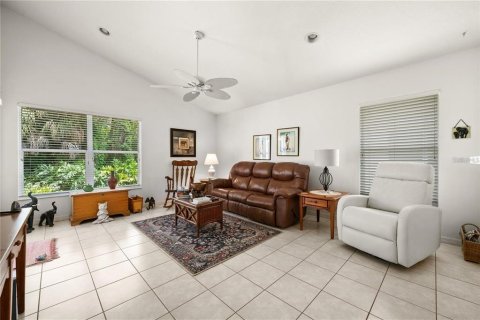 House in Sarasota, Florida 3 bedrooms, 168.43 sq.m. № 1857864 - photo 8