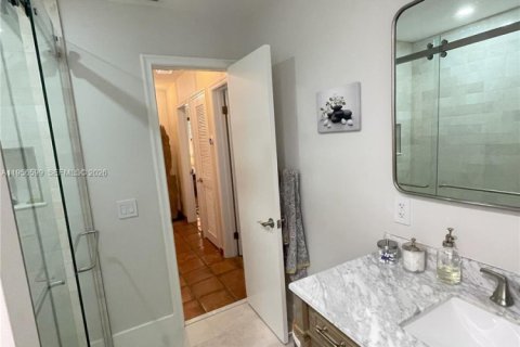 Villa ou maison à vendre à Miami Springs, Floride: 3 chambres, 163.69 m2 № 2251144 - photo 22