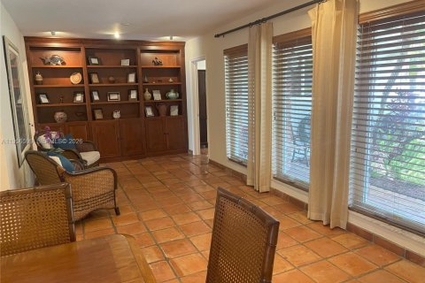 Villa ou maison à vendre à Miami Springs, Floride: 3 chambres, 163.69 m2 № 2251144 - photo 7