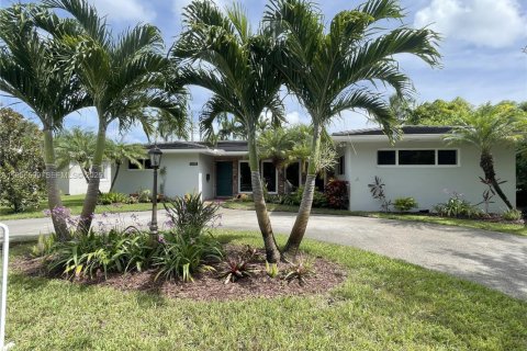 Villa ou maison à vendre à Miami Springs, Floride: 3 chambres, 163.69 m2 № 2251144 - photo 3