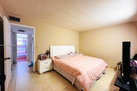 Condominio en venta en Hollywood, Florida, 2 dormitorios, 77.11 m2 № 1779896 - foto 13