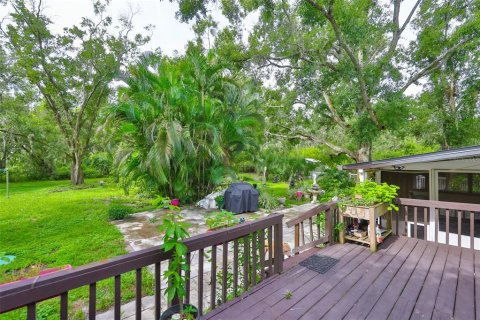 House in Gibsonton, Florida 3 bedrooms, 151.62 sq.m. № 1900007 - photo 28