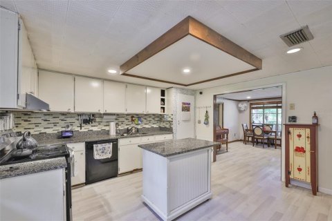 Купить виллу или дом в Гибсонтон, Флорида 10 комнат, 151.62м2, № 1900007 - фото 10
