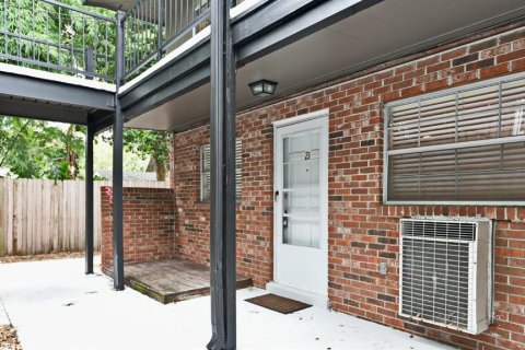 Condo in Winter Park, Florida, 2 bedrooms  № 1903211 - photo 2