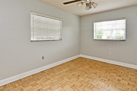 Condo in Winter Park, Florida, 2 bedrooms  № 1903211 - photo 8