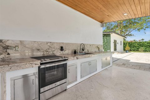 House in Homestead, Florida 5 bedrooms, 270.53 sq.m. № 1727355 - photo 20