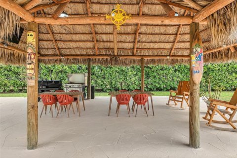 House in Homestead, Florida 5 bedrooms, 270.53 sq.m. № 1727355 - photo 13