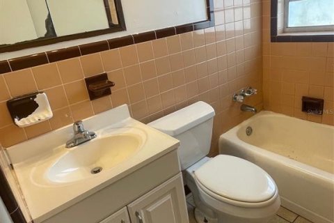 Villa ou maison à louer à Bradenton, Floride: 3 chambres, 130.34 m2 № 1849652 - photo 22