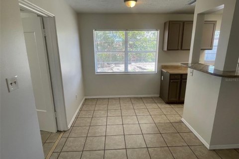 Villa ou maison à louer à Bradenton, Floride: 3 chambres, 130.34 m2 № 1849652 - photo 6