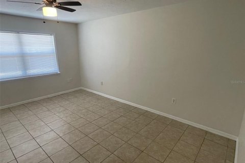 Villa ou maison à louer à Bradenton, Floride: 3 chambres, 130.34 m2 № 1849652 - photo 11