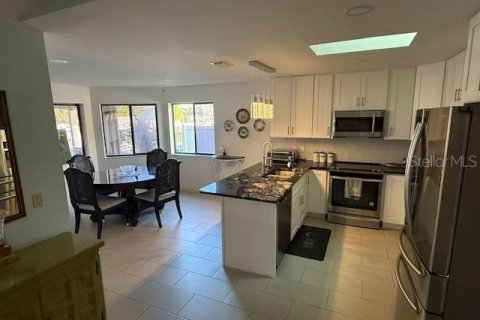 Casa en alquiler en Palm Coast, Florida, 3 dormitorios, 150.5 m2 № 1895126 - foto 10