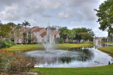 Купить кондоминиум в Мирамар, Флорида 2 спальни, 91.32м2, № 2033108 - фото 15