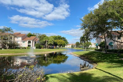 Купить кондоминиум в Мирамар, Флорида 2 спальни, 91.32м2, № 2033108 - фото 23