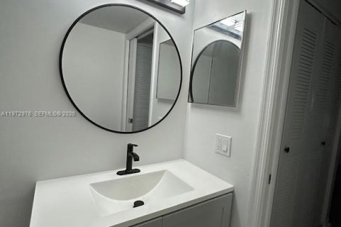 Купить кондоминиум в Мирамар, Флорида 2 спальни, 91.32м2, № 2033108 - фото 6